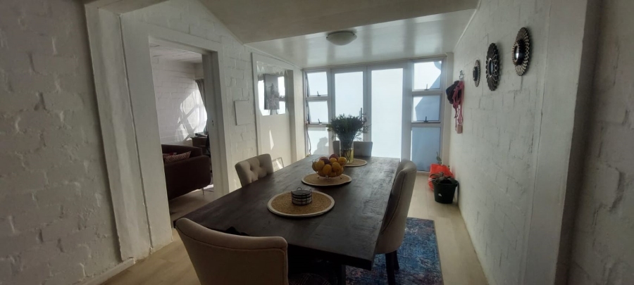 To Let 2 Bedroom Property for Rent in Guldenland Western Cape